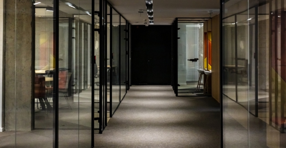Meeting rooms with glass walls
